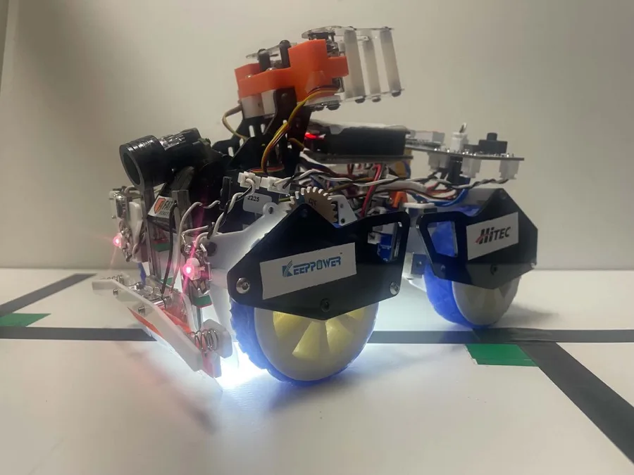 FATEN's robot