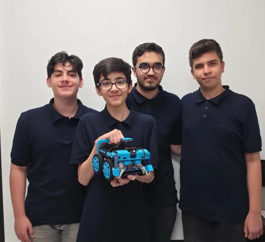 The Pishnam team
