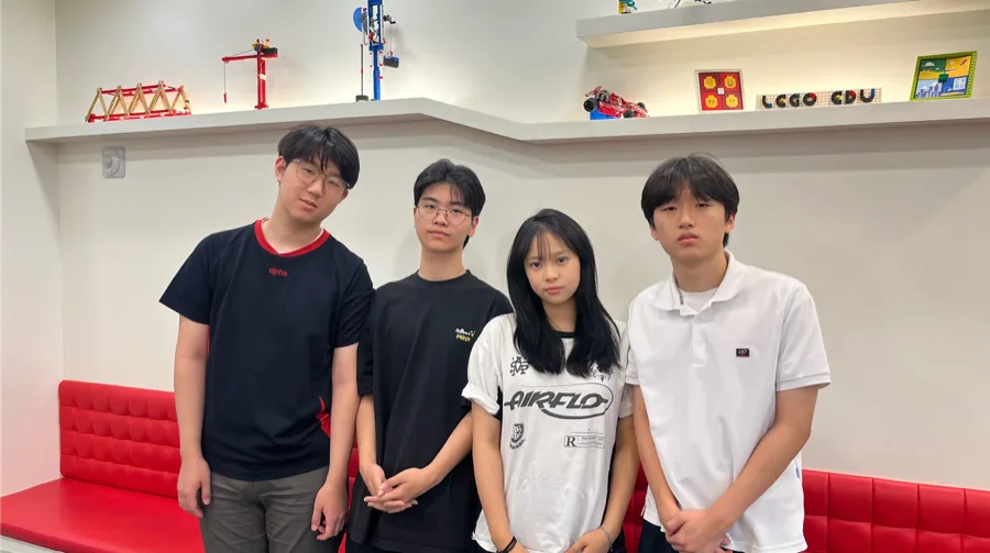 The Simple team